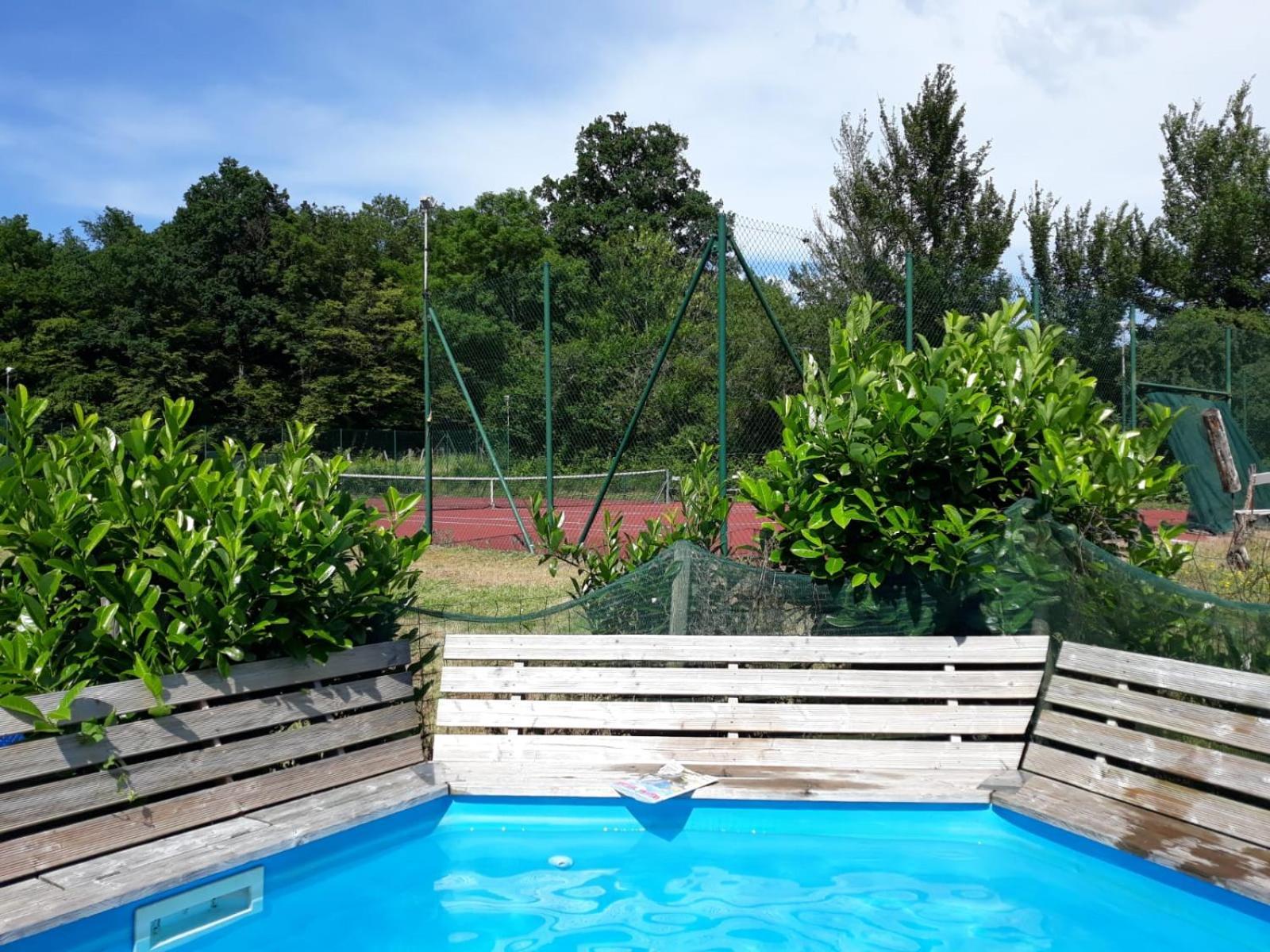 La Vache Tennis Privé Crux-la-Ville Esterno foto